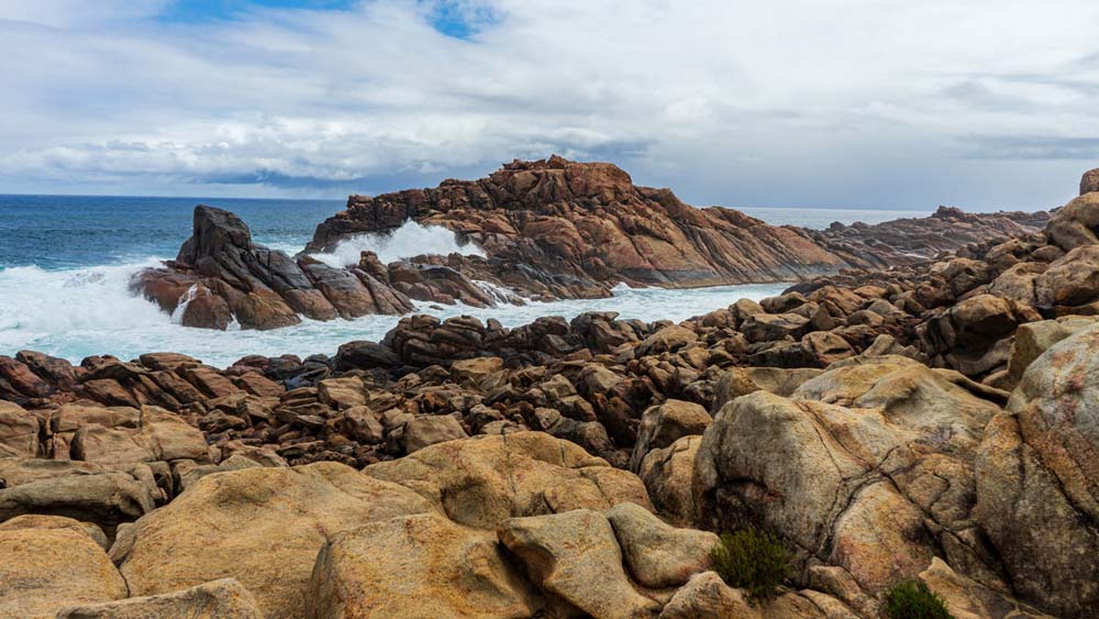 tim-shepherd-margaret-river-canal-rocks