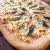 White pizza with sage with white pinot noir